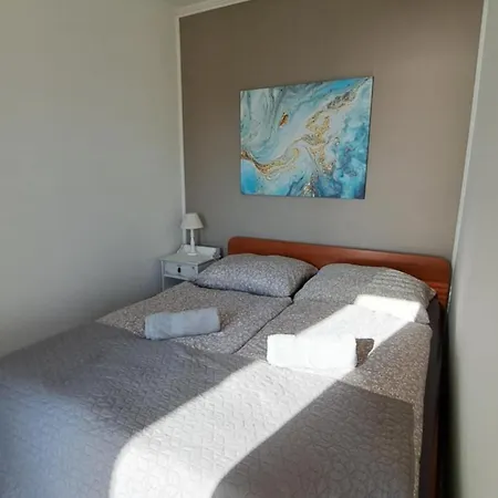Club218 Vizparti Wellness Apartment